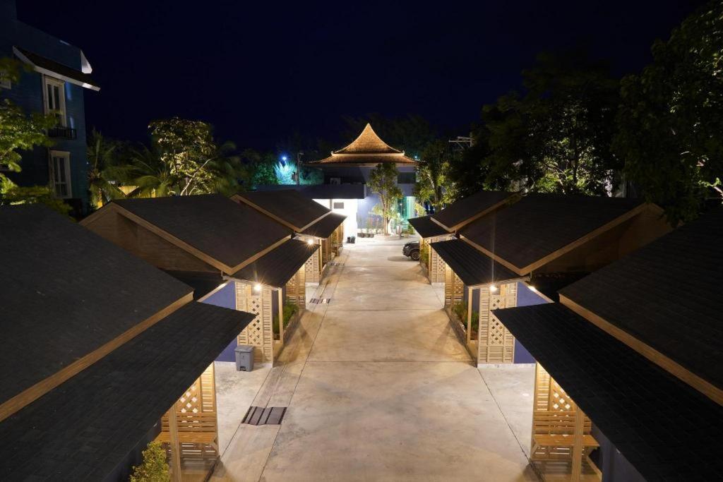 Phattrasom Villa Hua Hin Exteriör bild