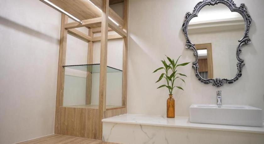 Phattrasom Villa Hua Hin Exteriör bild